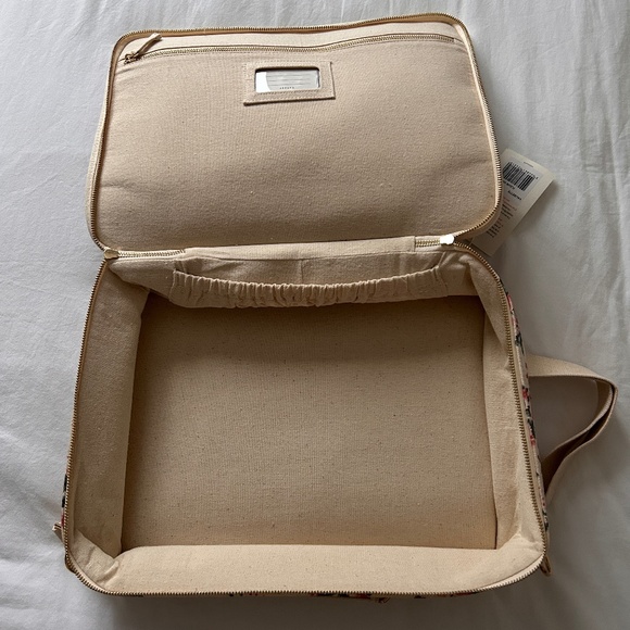 Sezane Suitcase - Picture 4 of 7